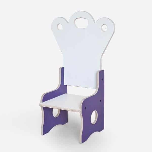 כיסא עת מעוצב ליום הולדת סגול, סופר עץ