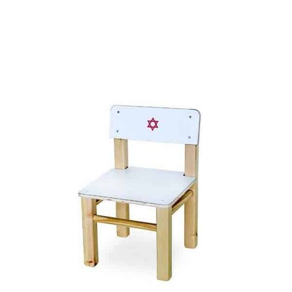 כיסא לבן לרופא לפינת רופא בגן